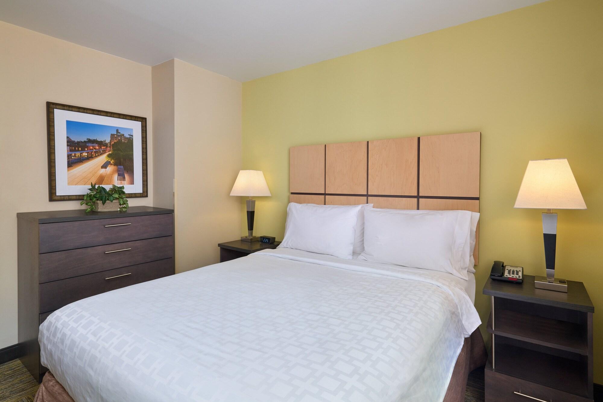 Candlewood Suites Nyc -Times Square By Ihg New York Dış mekan fotoğraf